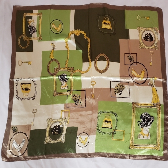 R-33- Women's Scarf Green Cream Yellow Colors NWT - Picture 1 of 3